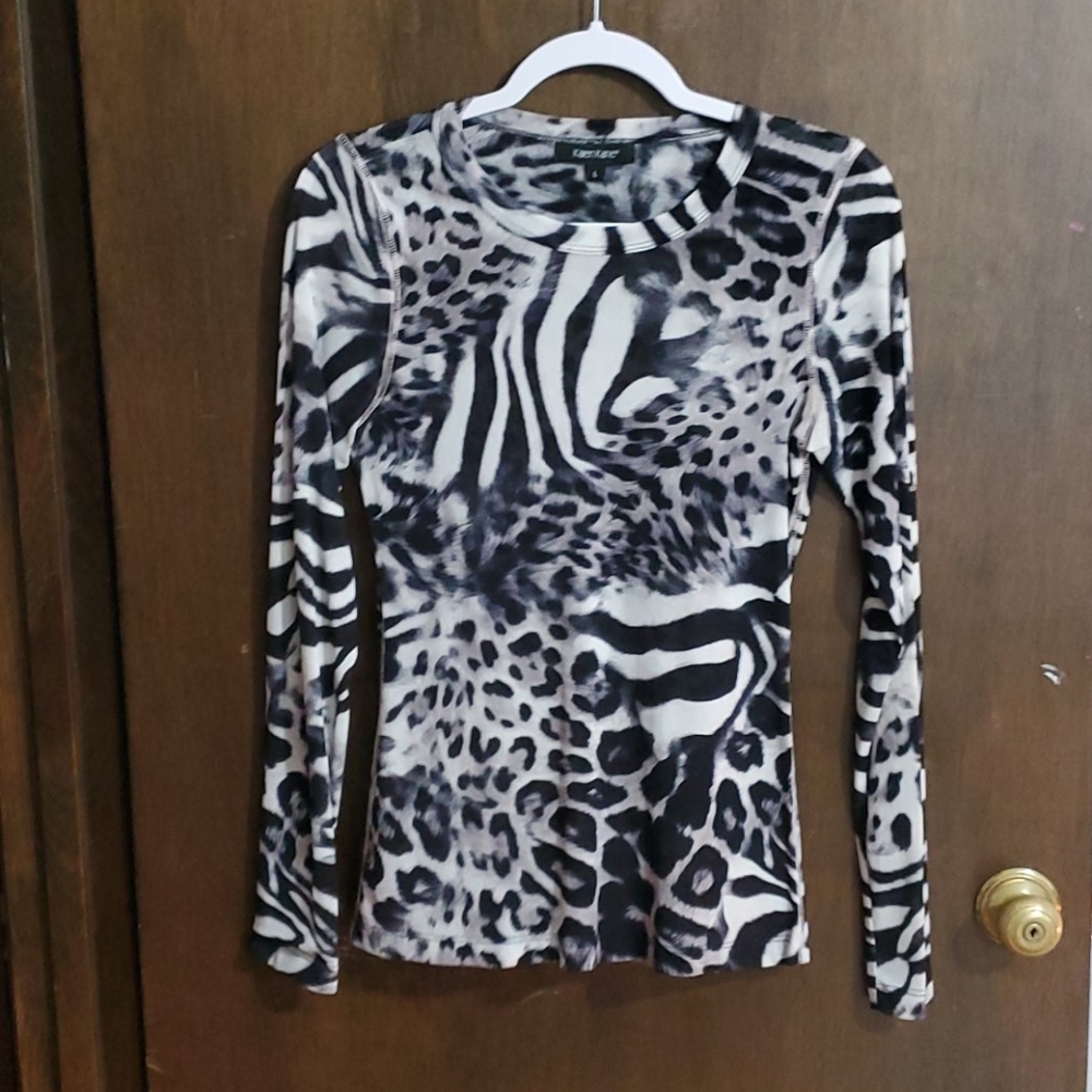 Karen Kane animal print blouse